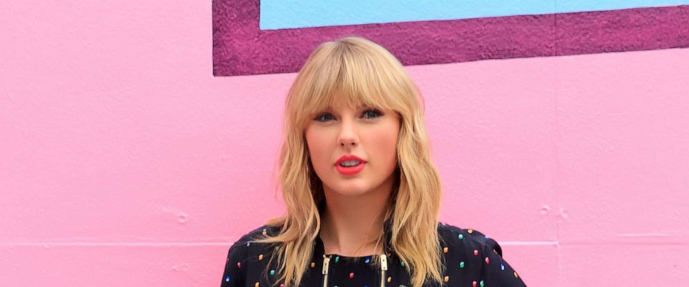 Taylor Swifts Lover Could Be Top Selling Album Of 2019 Abc News