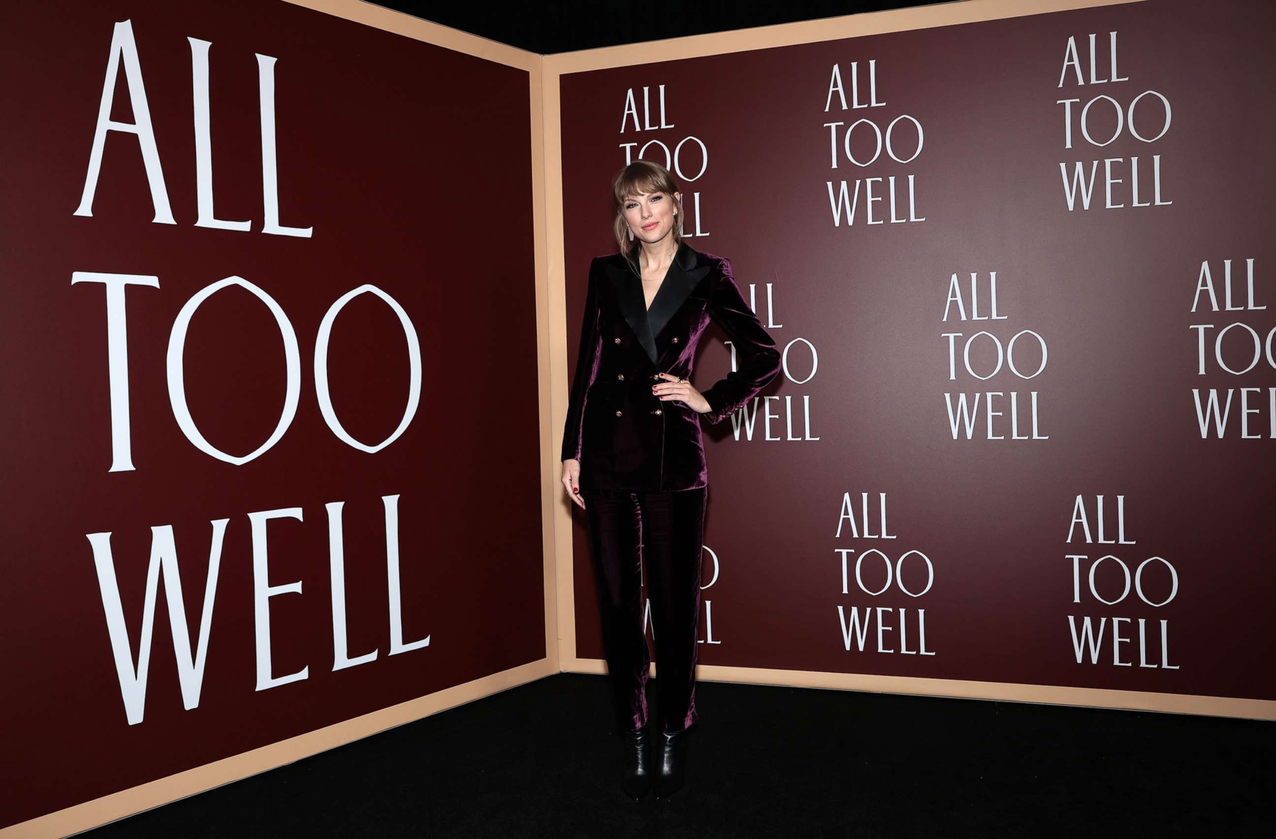 PHOTO: Taylor Swift attends the "All Too Well" Premiere on Nov. 12, 2021, in New York.