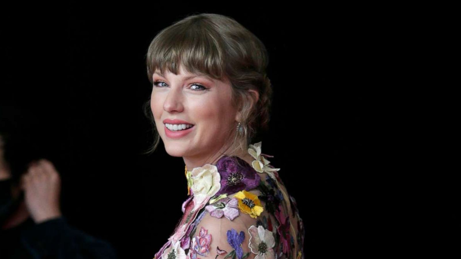 PHOTO: Taylor Swift attends an event in Los Angeles, March 14, 2021.