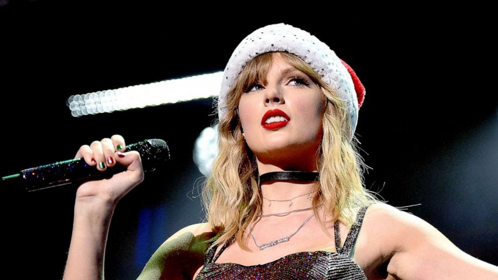 VIDEO: Exclusive 1st listen of Taylor Swift's re-recorded version of 'Christmas Tree Farm'