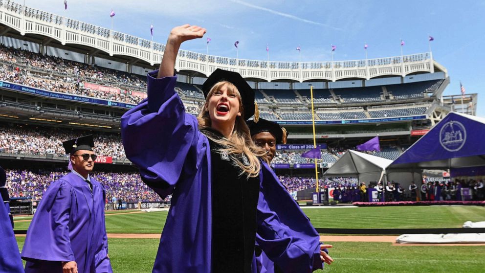 Taylor Swift receives honorary degree from NYU, delivers address to Class  of 2022 - ABC News