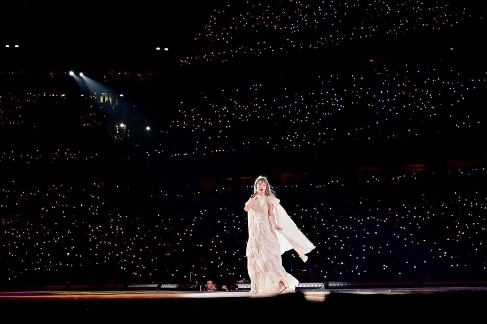 PHOTO: Taylor Swift performs at Lincoln Financial Field, May 12, 2023 in Philadelphia.