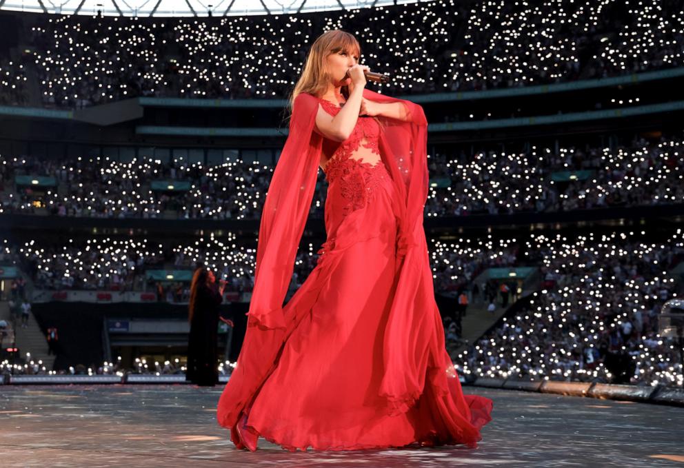 PHOTO: Taylor Swift performs onstage during "Taylor Swift | The Eras Tour" at Wembley Stadium on June 21, 2024 in London.