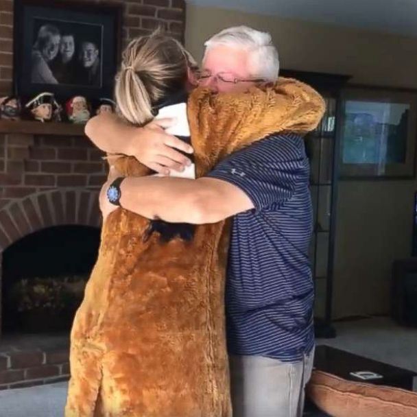 VIDEO: Teacher overcome with emotion as former student reveals she's giving him her kidney