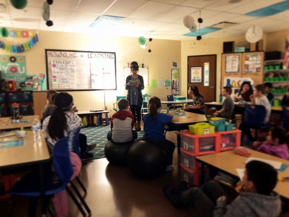 PHOTO: Morgan True reads to her third grade classroom at Centerfield Elementary School in Oldham County, Ky., in a 2019 handout photo.