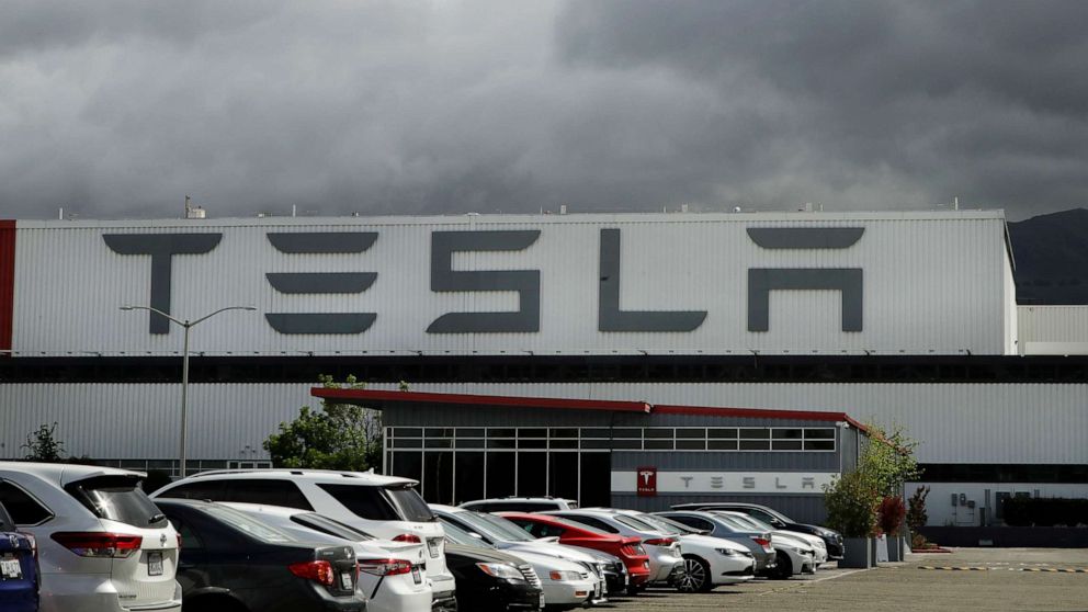 VIDEO: Tesla to pay former employee 137 million for racist abuse suffered at company