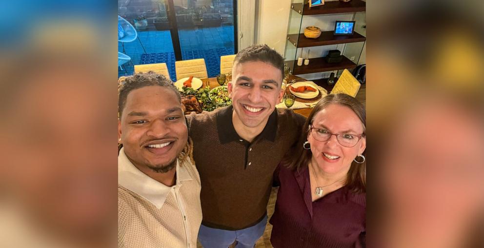 PHOTO: Jamal Hinton reunited with Wanda Dench for their eighth Thanksgiving together thanks to Airbnb who hosted them.