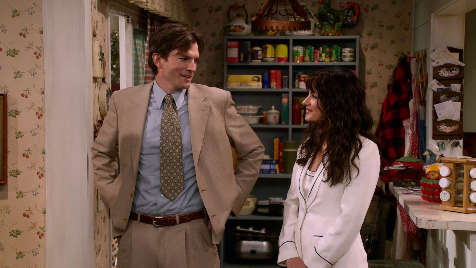 PHOTO: Ashton Kutcher as Michael Kelso and Mila Kunis as Jackie Burkhart in "That '90s Show."