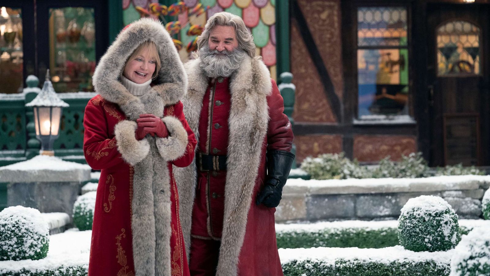 PHOTO: Goldie Hawn and Kurt Russell in a scene from "The Christmas Chronicles: Part 2."