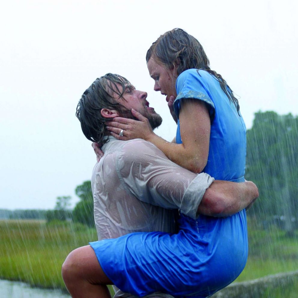VIDEO: "The Notebook" turns 15 and we're still obsessed! 