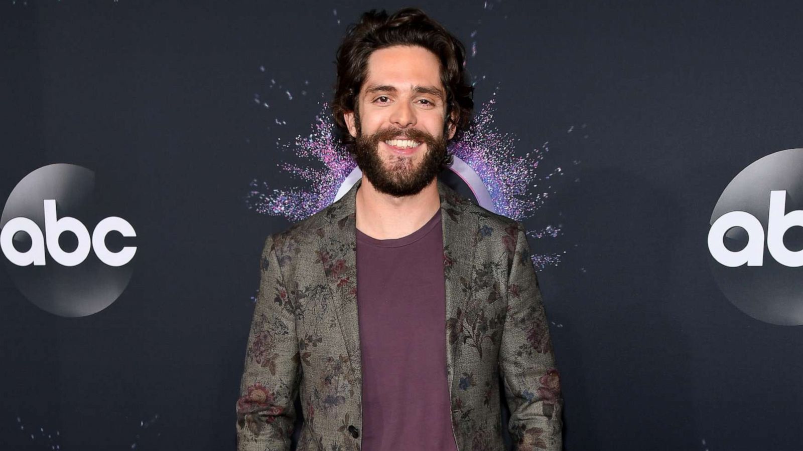 Thomas Rhett wants daughters to have 'normal life' - Good Morning America