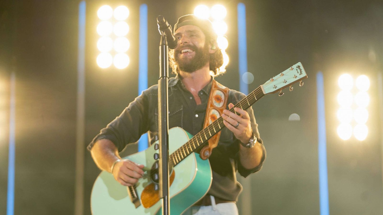 Thomas Rhett: Bring The Bar To You Tour