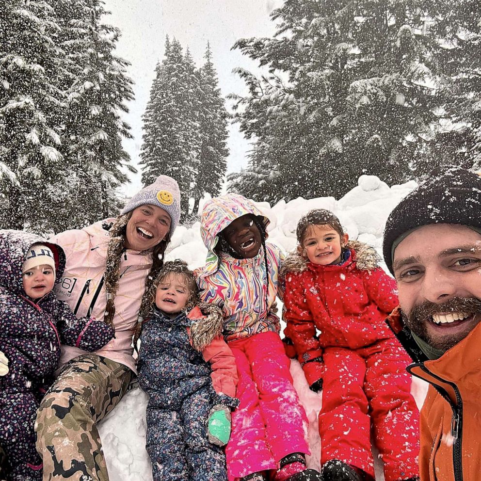 Thomas Rhett shares sweet family vacation photos 'One more kid and we