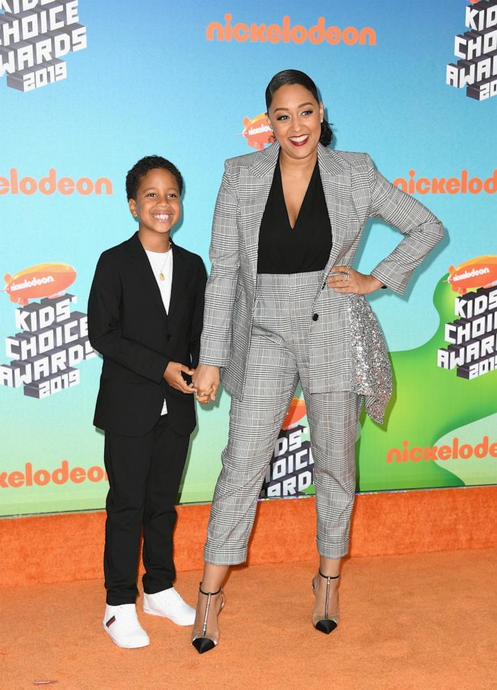 PHOTO: Cree Taylor Hardrict (L) and Tia Mowry attends Nickelodeon's 2019 Kids' Choice Awards at Galen Center March 23, 2019 in Los Angeles.