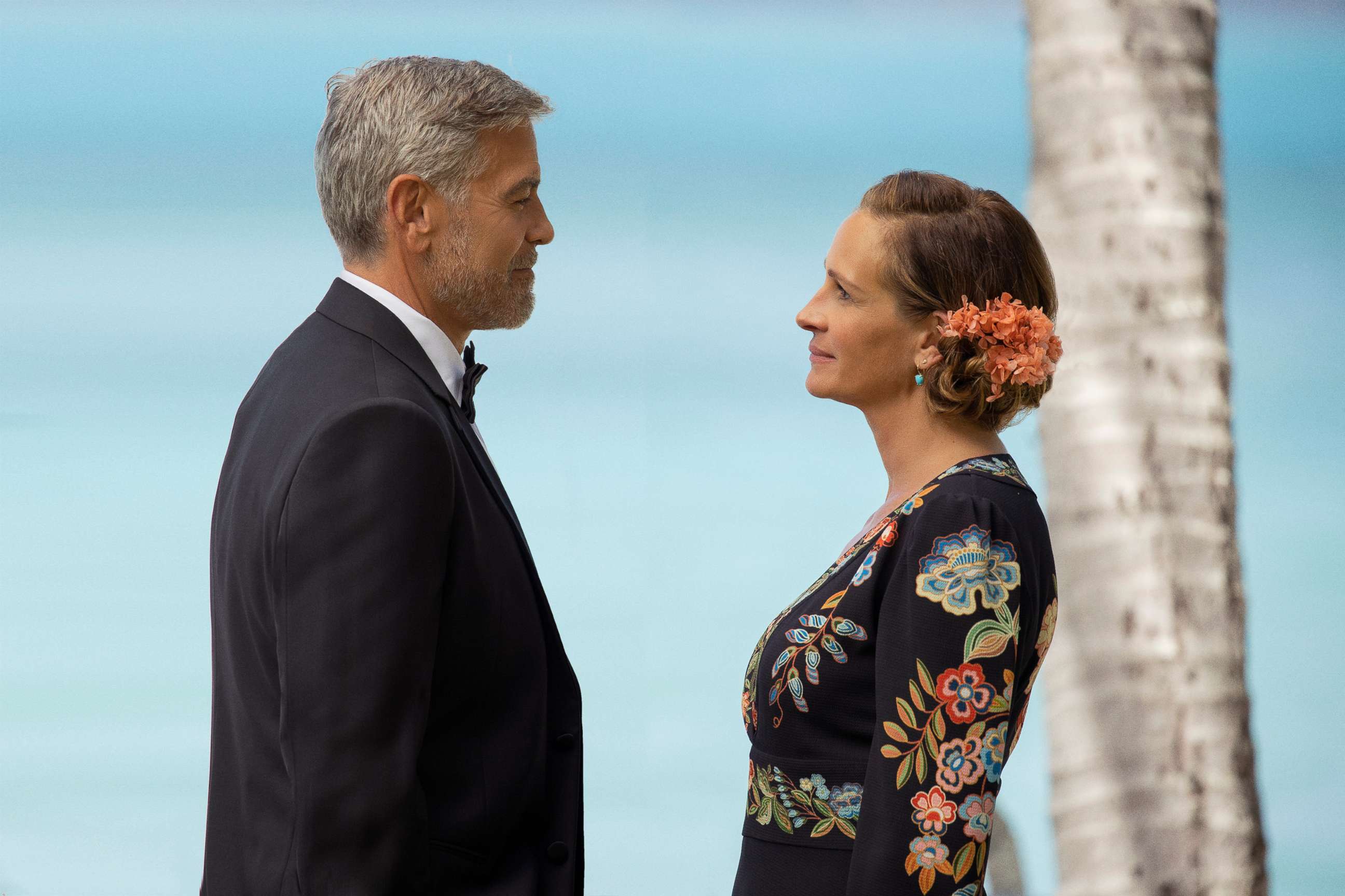 PHOTO: George Clooney and Julia Roberts as David and Georgia in a scene from the 2022 movie, "Ticket To Paradise."