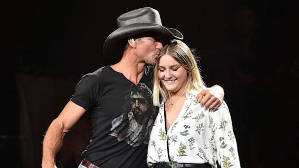 Tim McGraw says his mom is more tech-savvy than he is