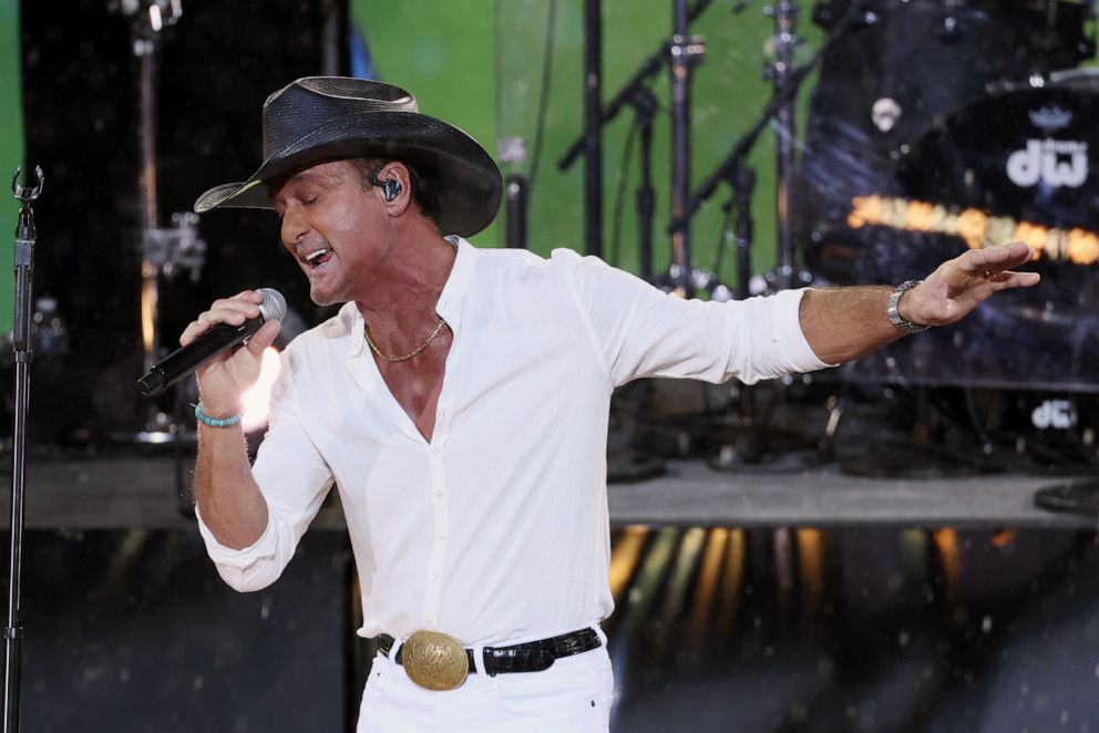 PHOTO: Tim McGraw performs on ABC's "Good Morning America" at Rumsey Playfield, Central Park on Aug. 25, 2023 in New York City.