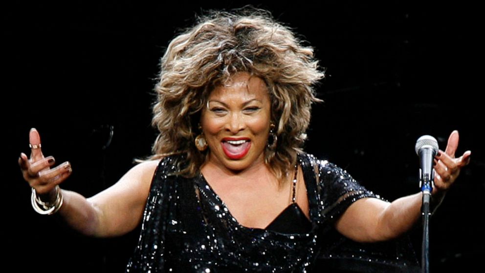 PHOTO: Tina Turner performs in a concert in Cologne, Germany on Jan. 14, 2009.