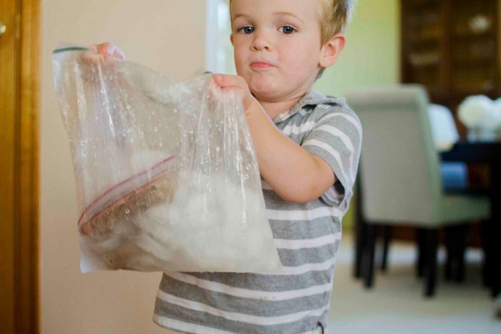 Bubble foam is the genius backyard activity to try with your kids this  summer - Good Morning America