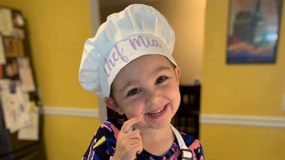 PHOTO: Mia Villa has been baking since she was 18 months old. With help from her mom, she's whipped up over 1,000 cookies and delivers them to hospital staff, supermarket employees, veterinarians and fire and police departments in New York.