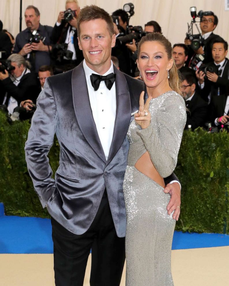 PHOTO: Tom Brady and Gisele Bundchen attend the "Rei Kawakubo/Comme des Garcons: Art Of The In-Between" Costume Institute Gala at Metropolitan Museum of Art, May 1, 2017, in New York City.