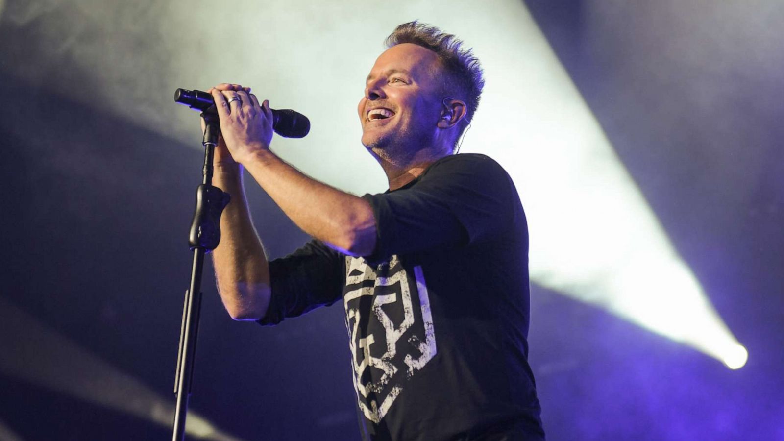 PHOTO:Chris Tomlin performs at Bridgestone Arena, April 19, 2019, in Nashville, Tenn.