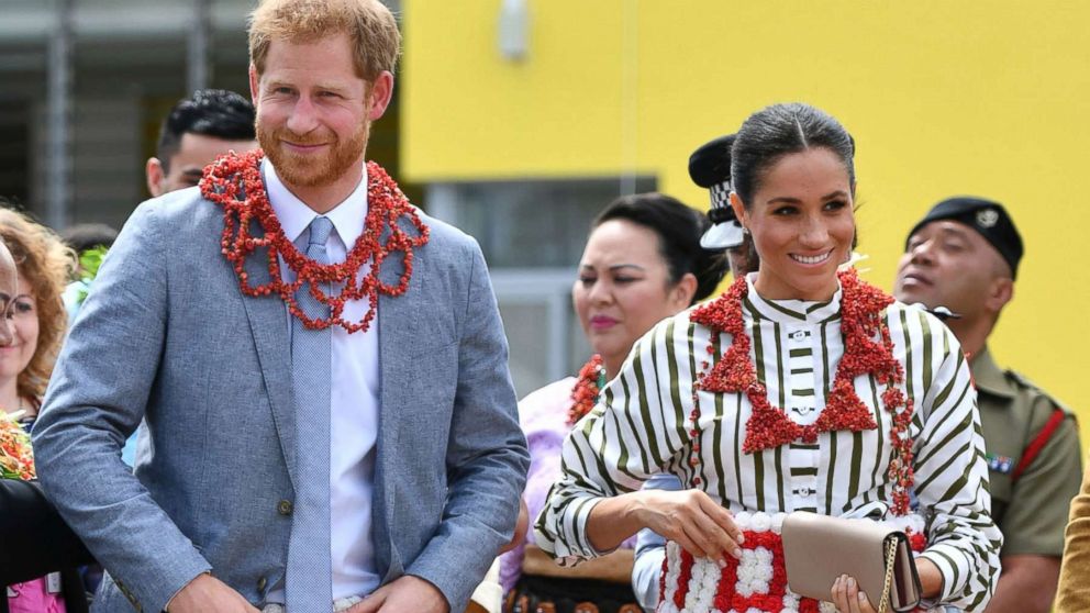 PHOTO: Prince Harry and his wife Meghan visit an exhibition of Tongan handicrafts, mats and tapa cloths at the Fa'onelua Convention Centre in Nuku'alofa, Tonga, Oct. 26, 2018.