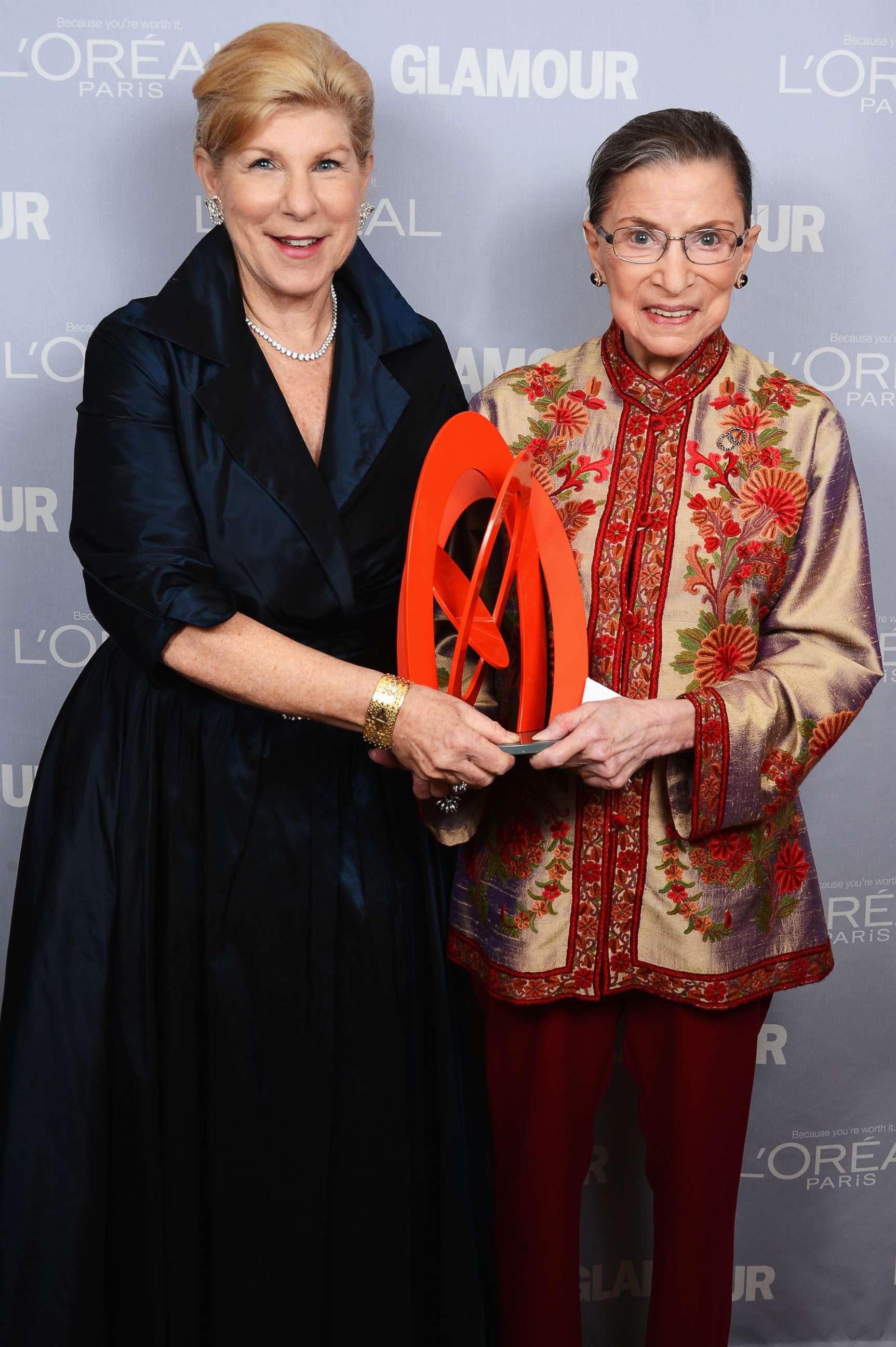 PHOTO: Nina Totenberg, left, and Justice Ruth Bader Ginsburg pose backstage at the 22nd annual Glamour Women of the Year Awards at Carnegie Hall, Nov. 12, 2012, in New York City.
