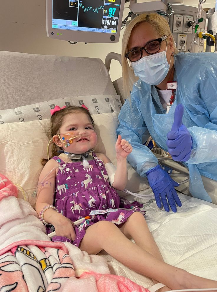 PHOTO: Ava and her doctor, Dr. Maria Carolina Gazzaneo, a pediatric lung transplant physician at Texas Children's Hospital, both give a thumbs-up as they pose for a photo together on Jan. 20.