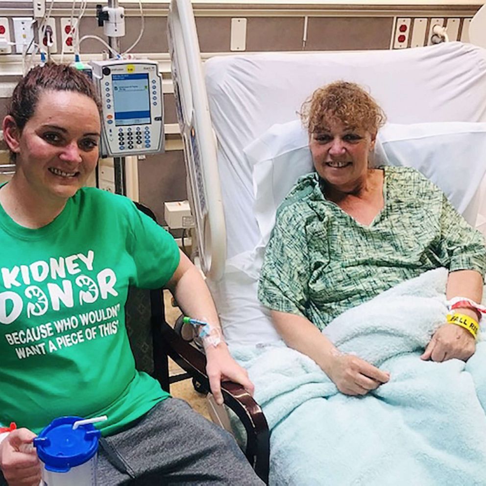 VIDEO: 'The best Mother's Day gift,' mom says after receiving daughter's kidney donation 