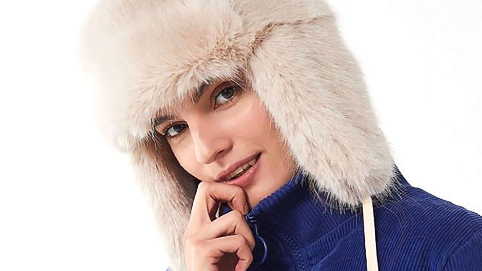 PHOTO: Snowball Faux Fur Trapper Hat