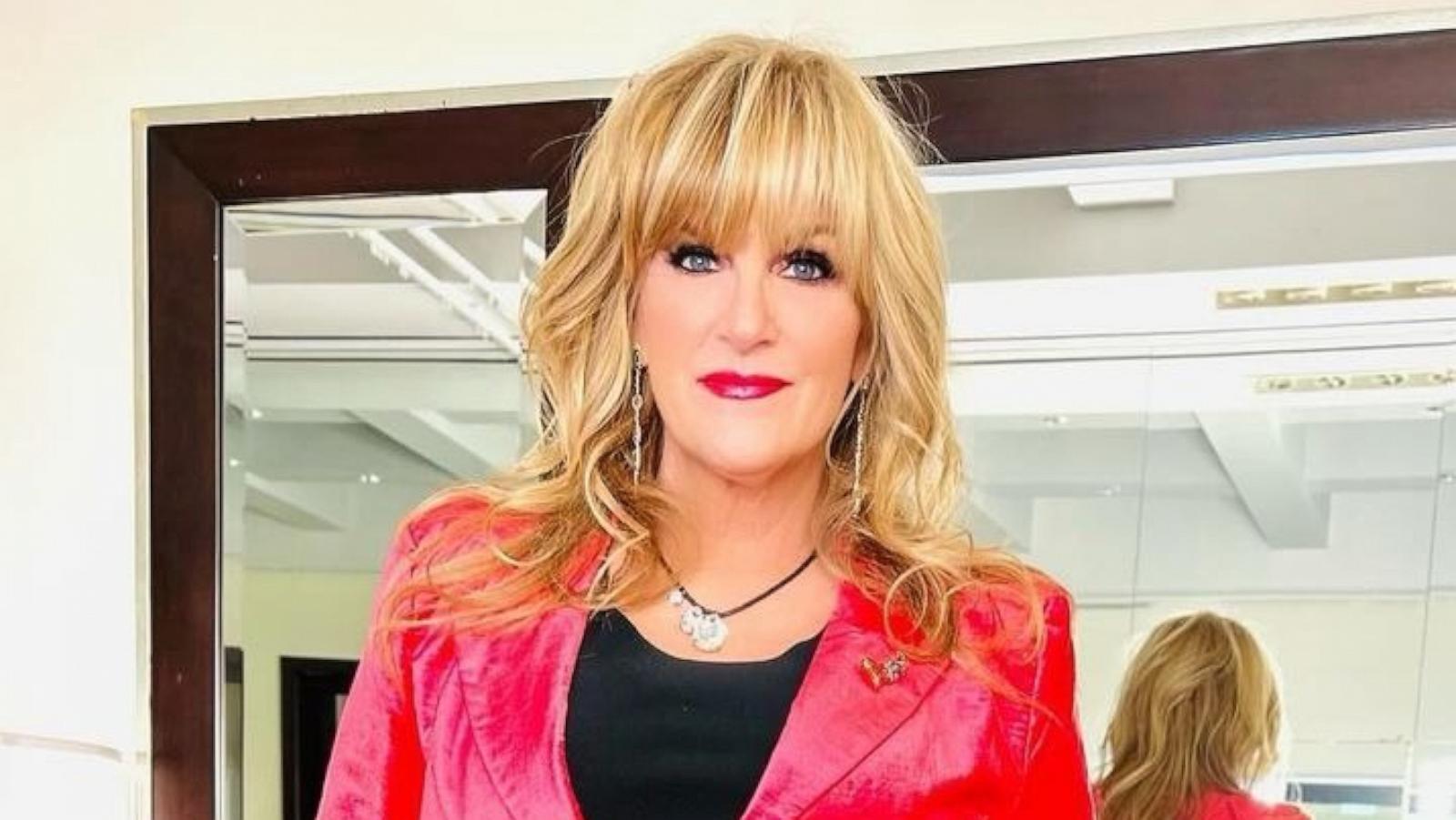 PHOTO: Trisha Yearwood shows her new hairstyle in a photo posted to her Instagram account, Dec. 18, 2023.