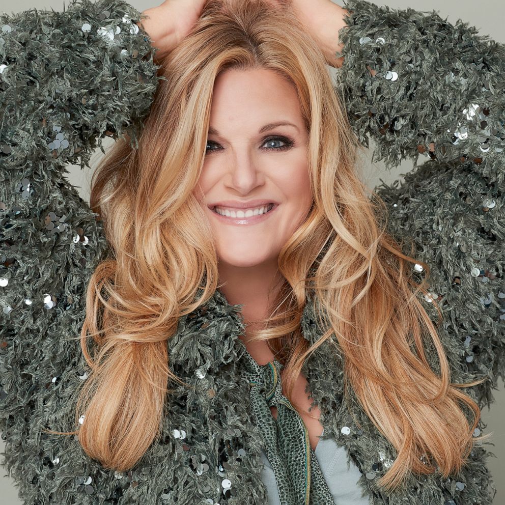 How Trisha Yearwood Is Giving Back This Holiday Season