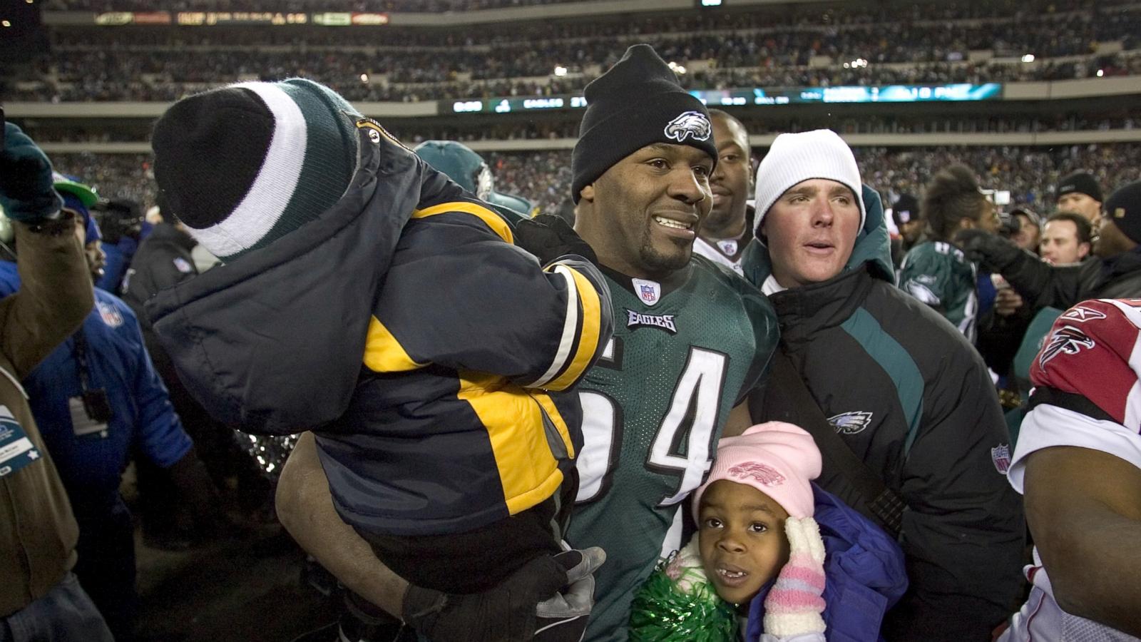 PHOTO: Philadelphia Eagles Jeremiah Trotter during the NFC Championship in Philadelphia, Penn., on Jan. 23, 2005 at Lincoln Financial Field.