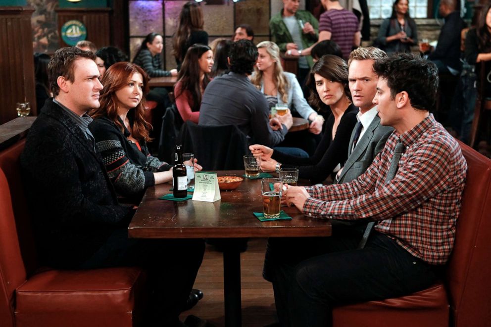 PHOTO: From left, Jason Segel, Alyson Hannigan, Cobie Smulders, Neil Patrick Harris and Josh Radnor on an episode of "How I Met Your Mother."