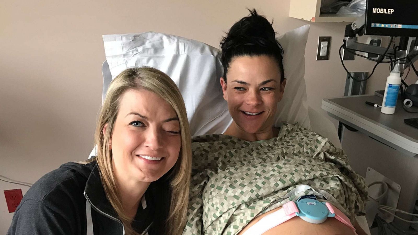 PHOTO: Whitney Bliesner of Oregon, is now a new mom to twins thanks to her own twin, Jill Noe, who carried the children for Bliesner due to a rare health condition that prevented her from doing so herself.