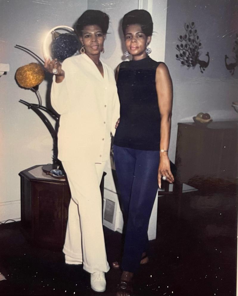 PHOTO: Doris Ward and Loris Pryor loved to dance when they were younger.