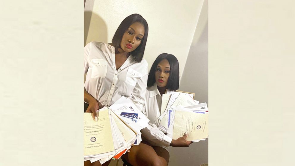PHOTO: Twin sisters Arianna Williams (left) and Arielle Williams, 18, will graduate from Dr. Howard Fuller Collegiate Academy in Milwaukee, Wisconsin. They've been accepted to 38 colleges.