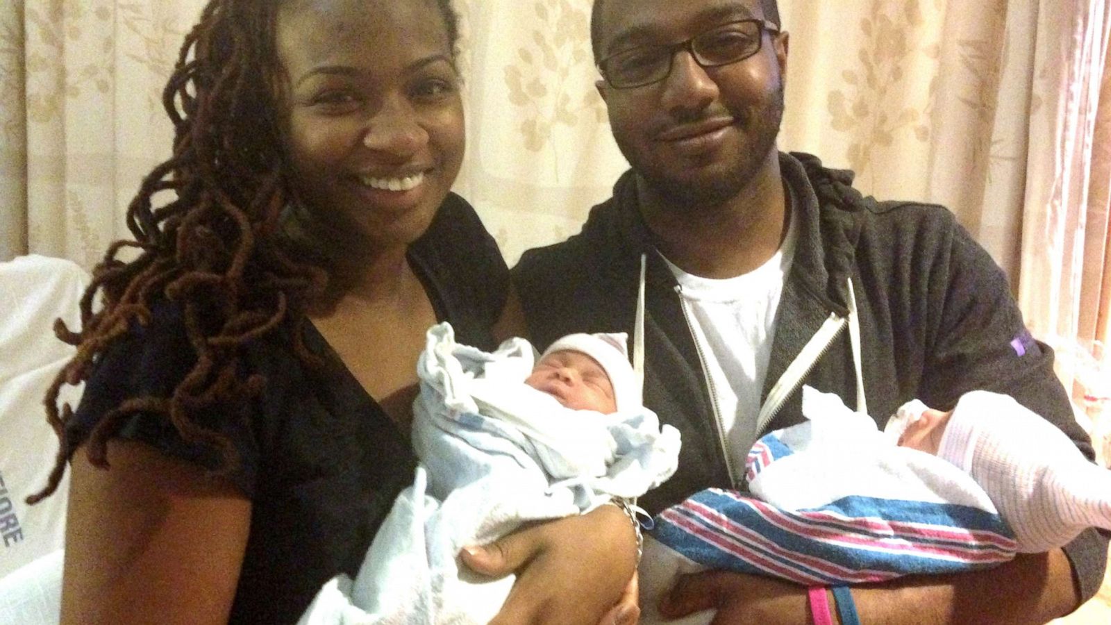 PHOTO: Alia and Chris McCants pose with their newborn twins, Aria and Carter.