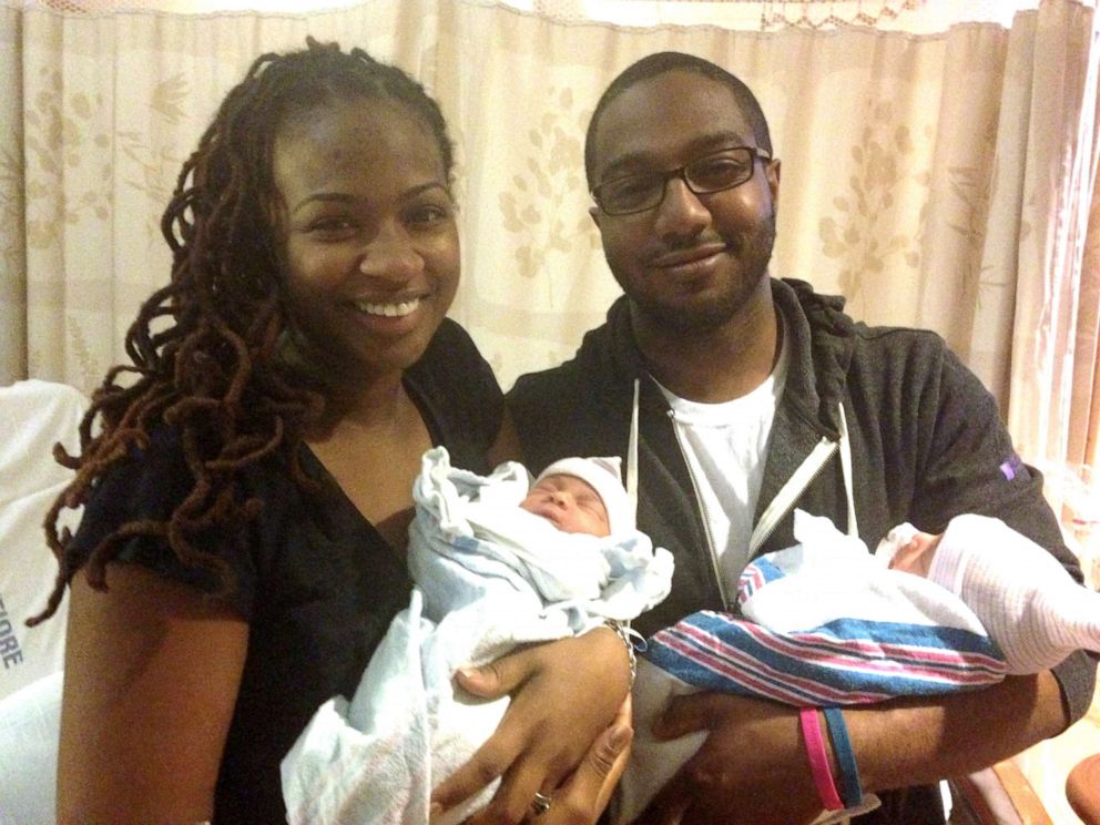 PHOTO: Alia and Chris McCants pose with their newborn twins, Aria and Carter.