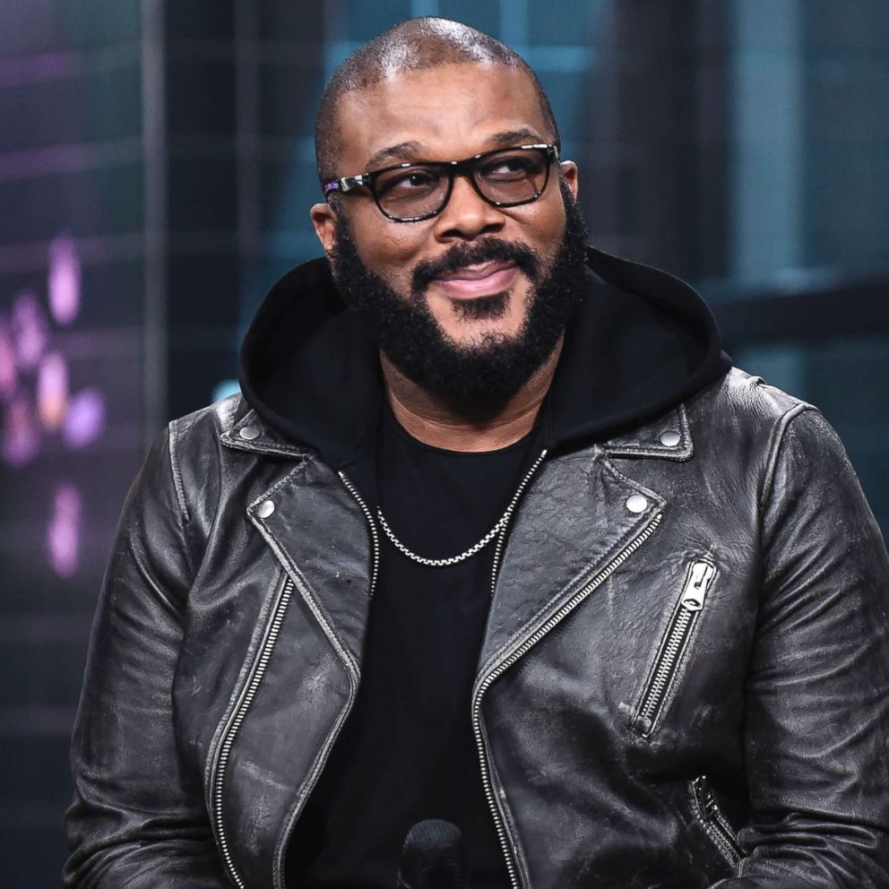 VIDEO: Tyler Perry pays off layaway items at 2 Georgia Walmart stores