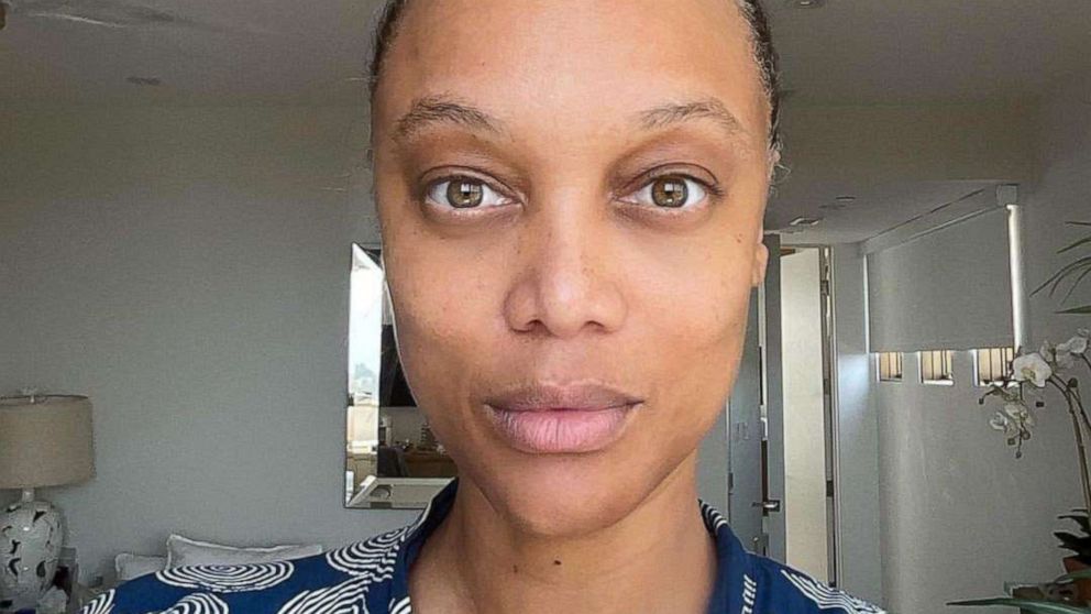 Tyra Banks takes a 'wig break' and shows off fresh-faced selfies - ABC News