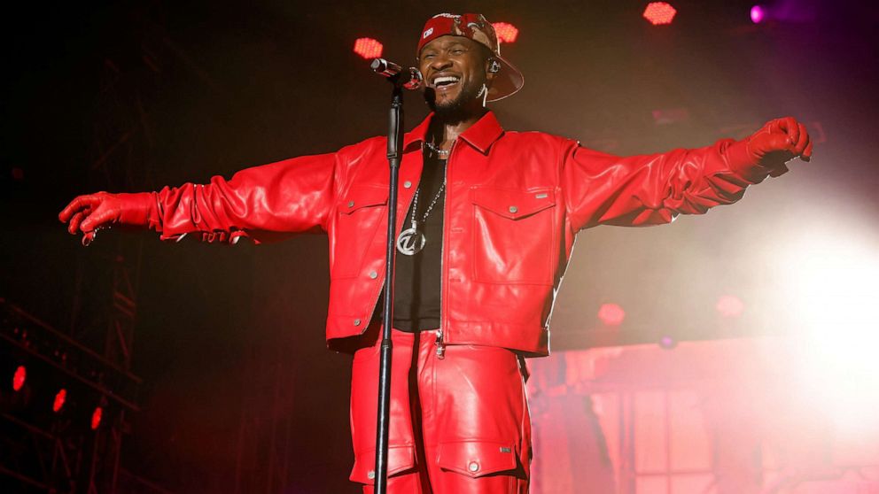 PHOTO: Usher performs during the 2023 The Roots Picnic at The Mann on June 04, 2023 in Philadelphia.