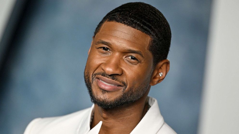 PHOTO: Usher attends the 2023 Vanity Fair Oscar Party Hosted By Radhika Jones at Wallis Annenberg Center for the Performing Arts on March 12, 2023 in Beverly Hills, Calif.