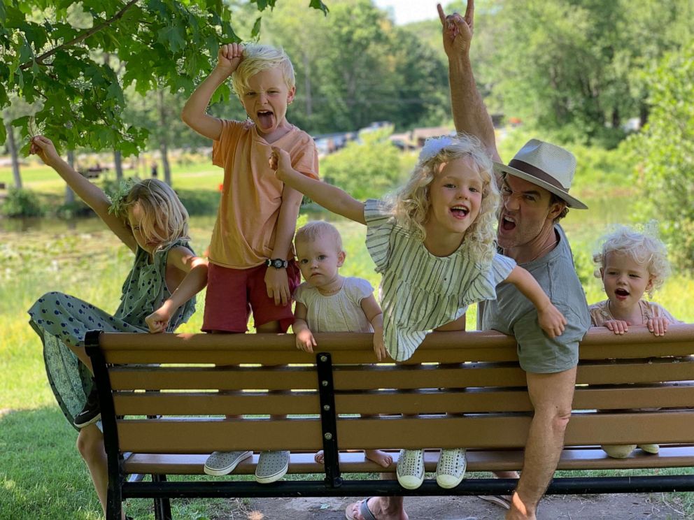 PHOTO: James Van Der Beek loves to spend time with his five children.