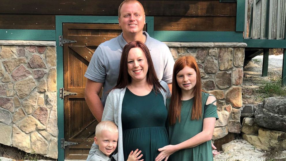 PHOTO: Vanessa Alfermann, a nurse at Missouri Baptist Medical Center in St. Louis, poses with her family.