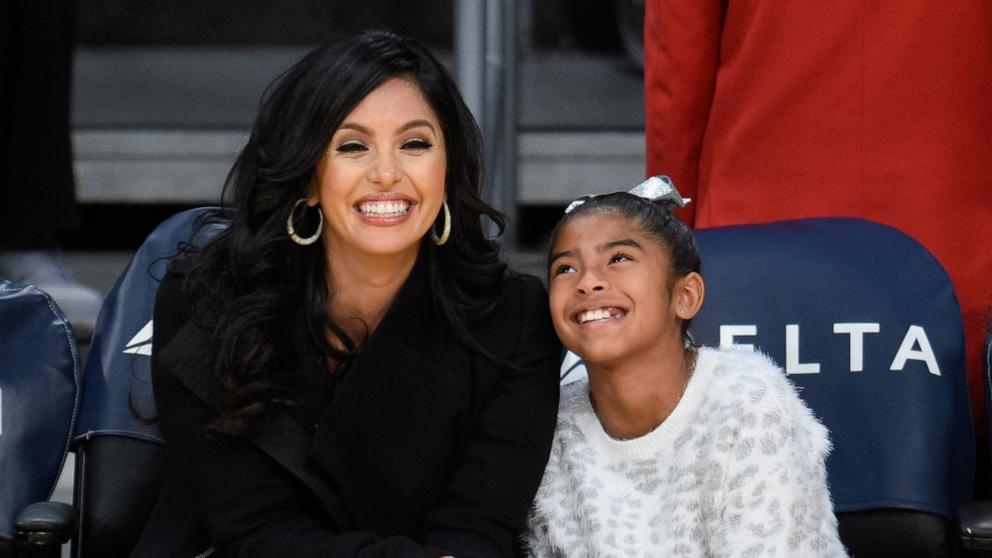 PHOTO: In this Nov. 29, 2015, file photo, Vanessa Bryant (L) and Gianna Maria-Onore Bryant attend a basketball game between the Indiana Pacers and the Los Angeles Lakers at Staples Center, in Los Angeles.