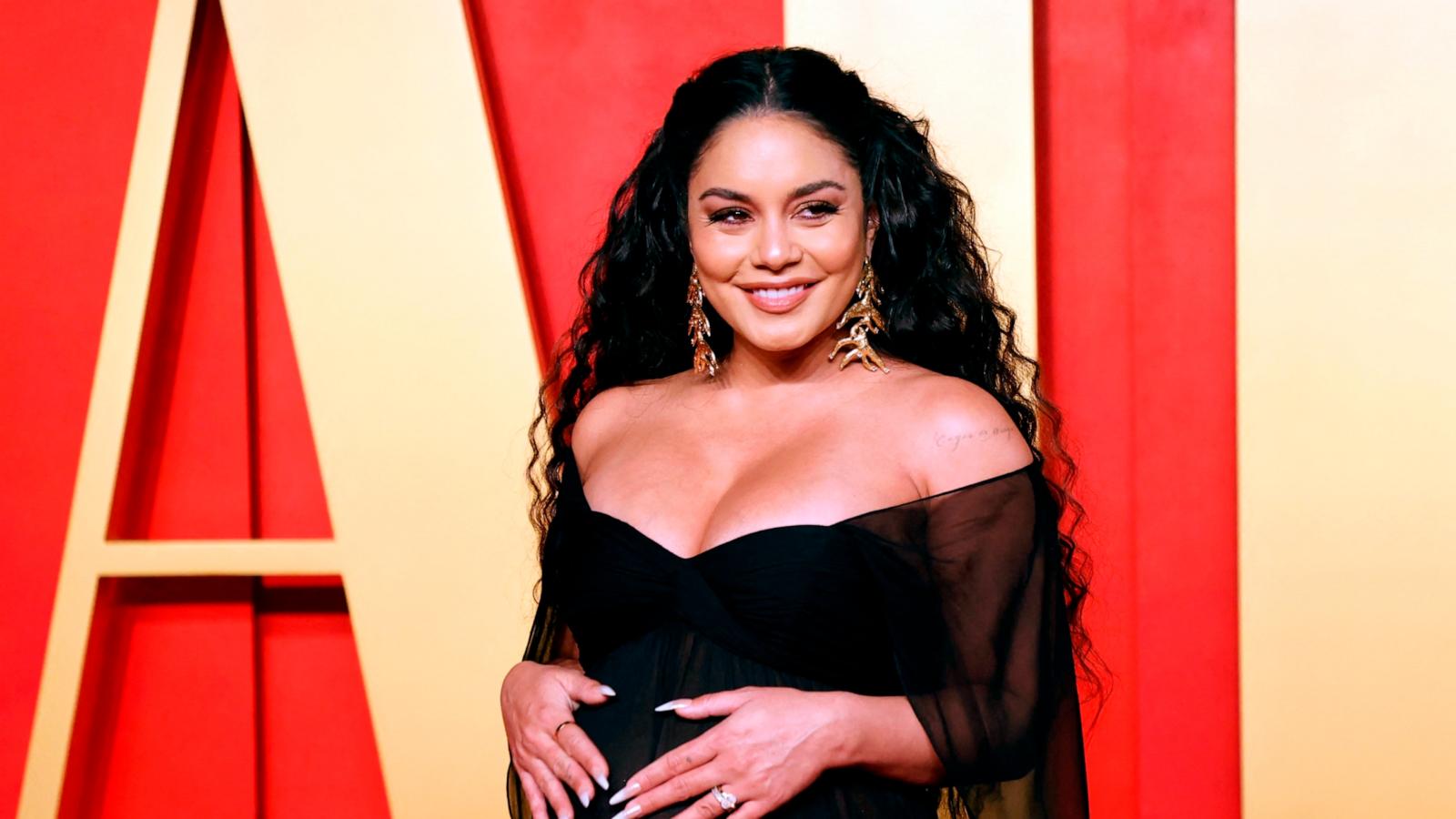 PHOTO: Vanessa Hudgens attends the Vanity Fair Oscars Party at the Wallis Annenberg Center for the Performing Arts in Beverly Hills, California, on March 10, 2024.