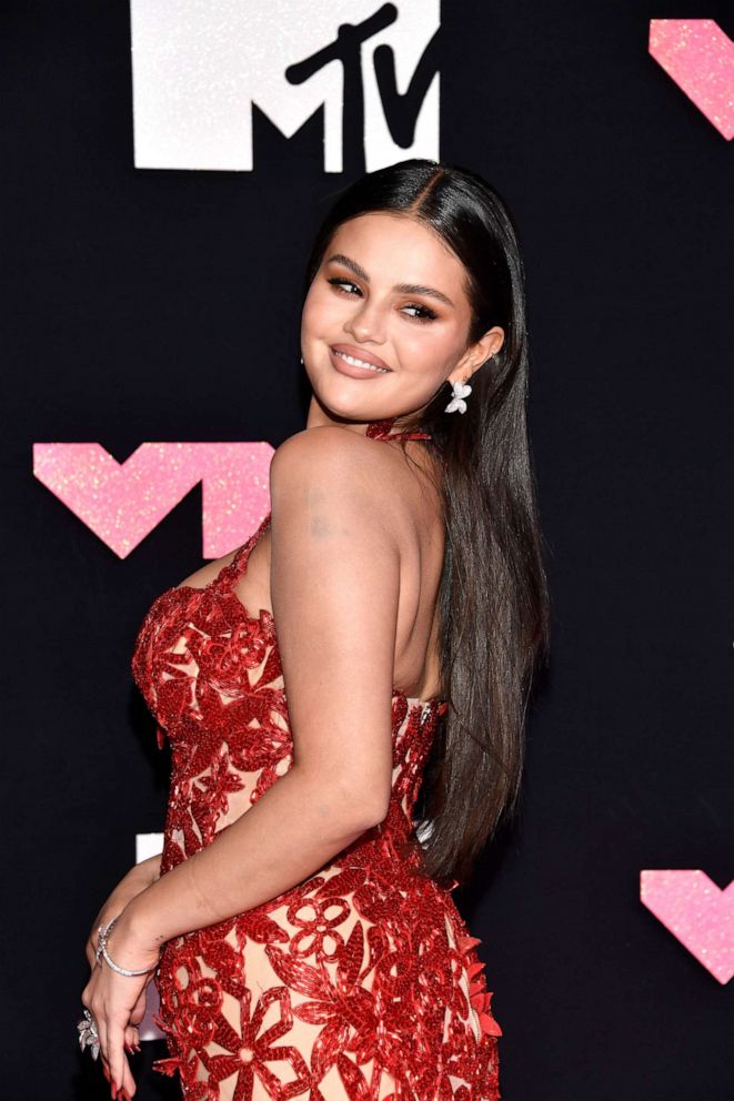 PHOTO: Selena Gomez arrives at the MTV Video Music Awards on Sept. 12, 2023, at the Prudential Center in Newark, N.J.