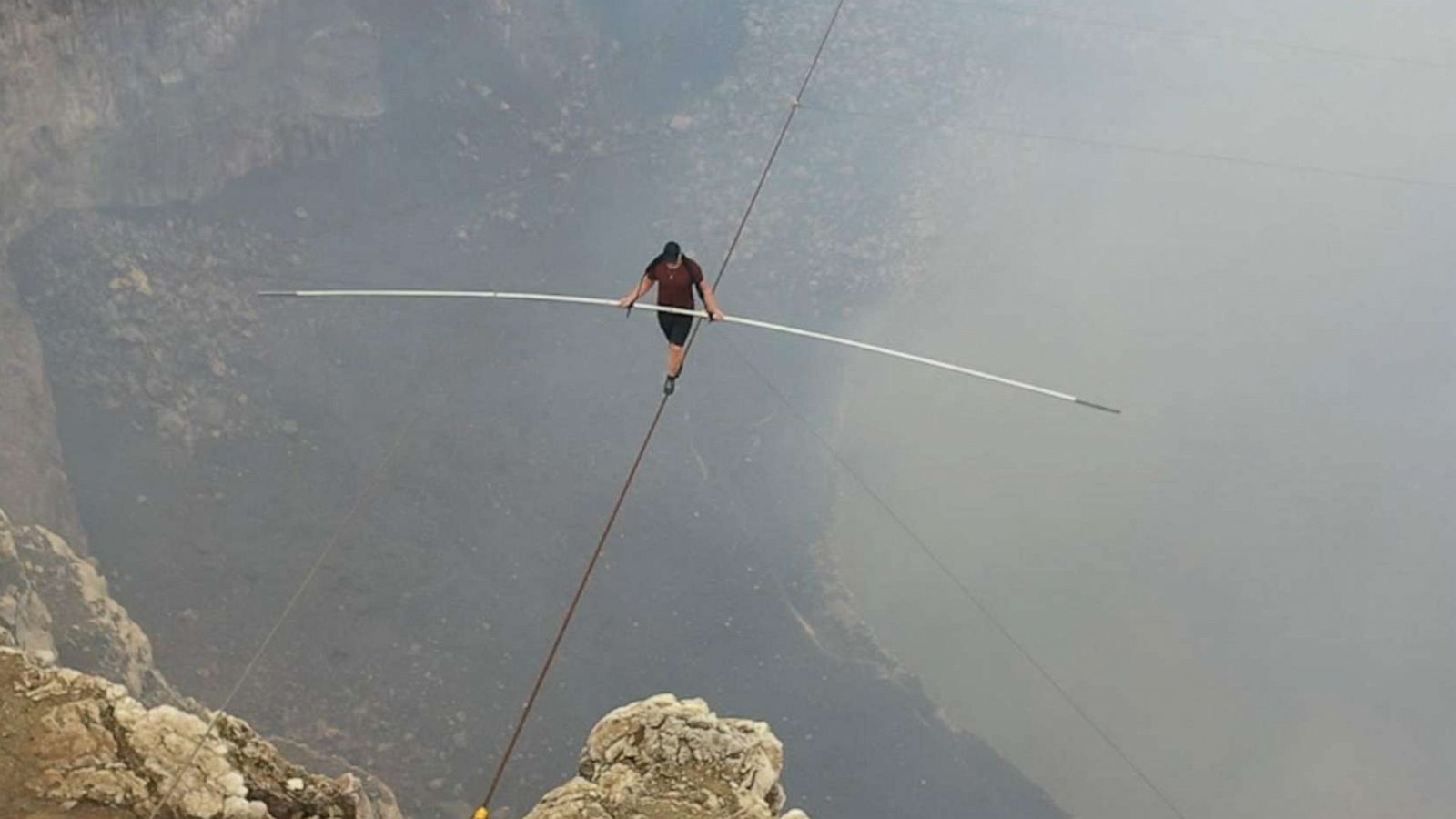 PHOTO: Nik Wallenda practices before his high-wire walk over the Masaya Volcano in Nicaragua.